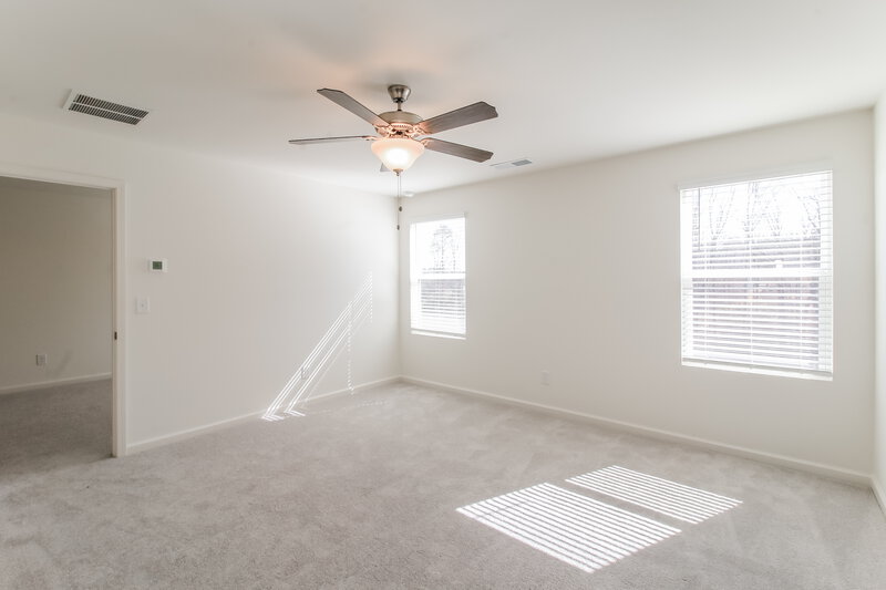2,075/Mo, 7630 Saffron Ave Covington, GA 30014 Main Bedroom View