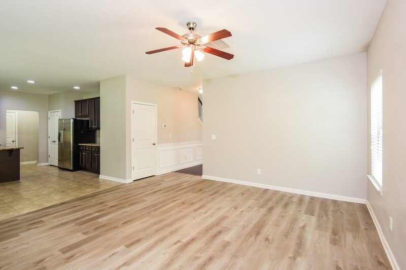 2,655/Mo, 474 Cleburne Pl Acworth, GA 30101 Living Room View 2