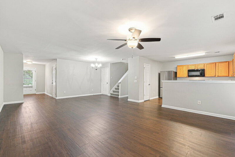 2,125/Mo, 2720 Mayfair Dr Cumming, GA 30040 Living Room View