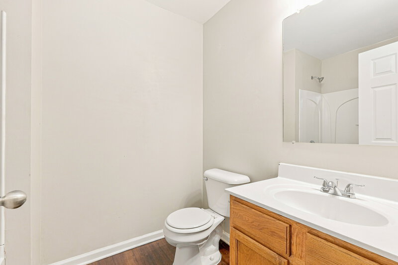 2,125/Mo, 2720 Mayfair Dr Cumming, GA 30040 Bathroom View