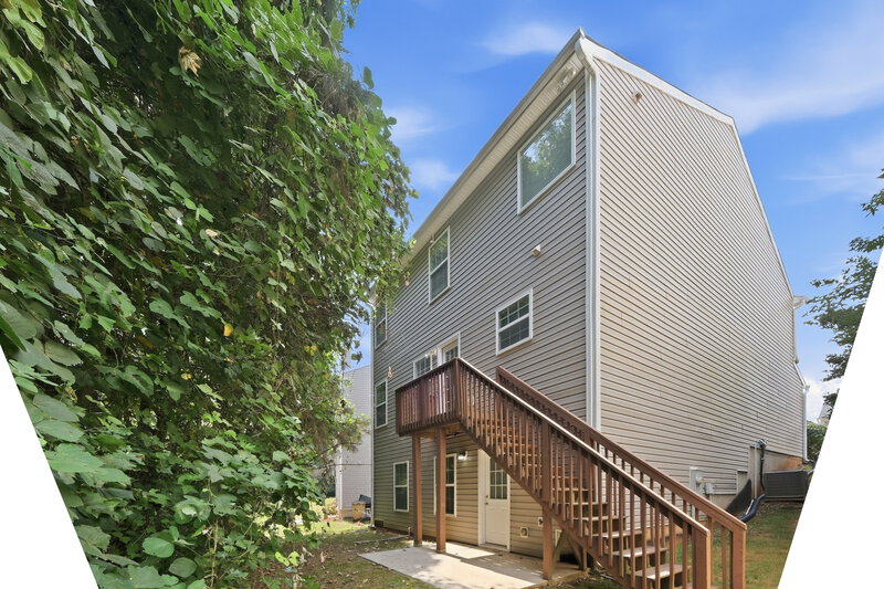2,125/Mo, 2720 Mayfair Dr Cumming, GA 30040 Rear View