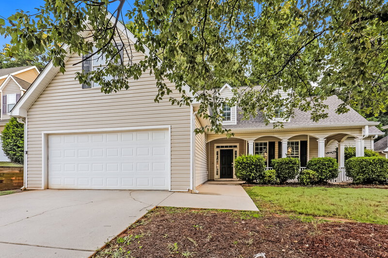 2,180/Mo, 329 Westhill Dr Newnan, GA 30265 Front View