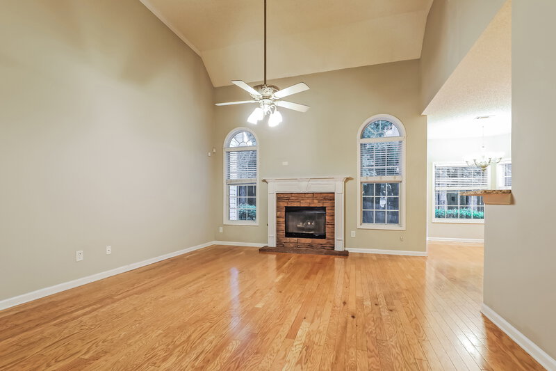 2,180/Mo, 329 Westhill Dr Newnan, GA 30265 Living Room View