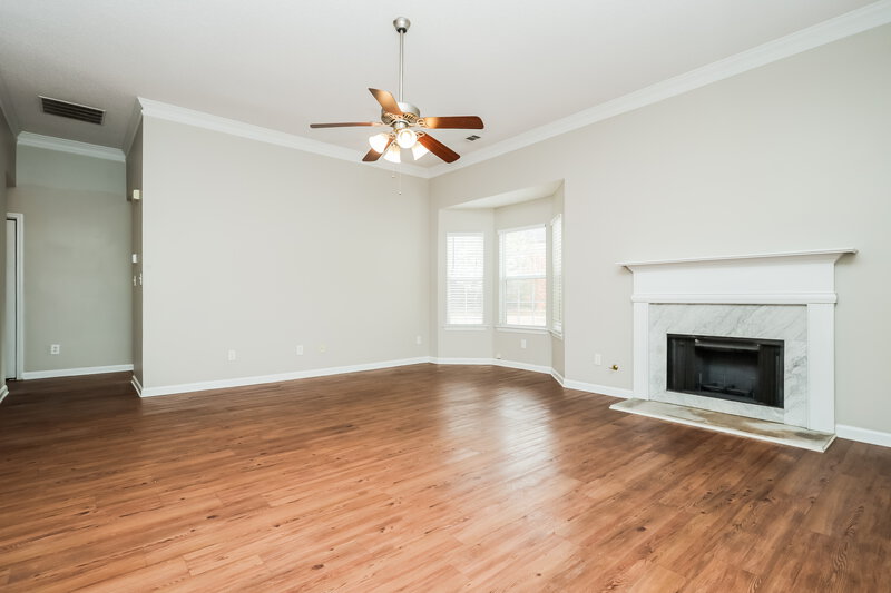 1,605/Mo, 743 Patriots Point St Locust Grove, GA 30248 Living Room View 2