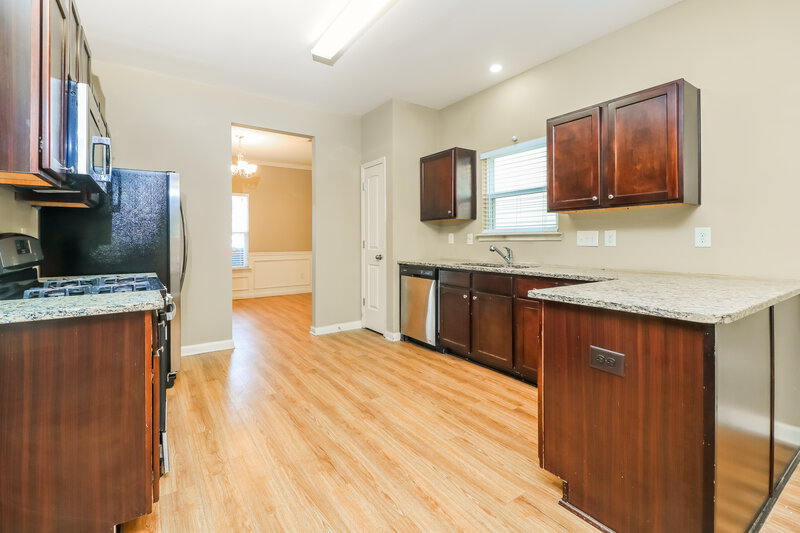 1,745/Mo, 8 Misty Ct Dallas, GA 30157 Kitchen View 2