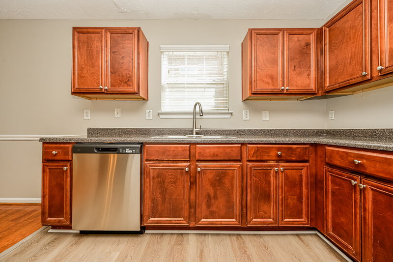 1,965/Mo, 209 Addy Ln Stockbridge, GA 30281 Kitchen View 2