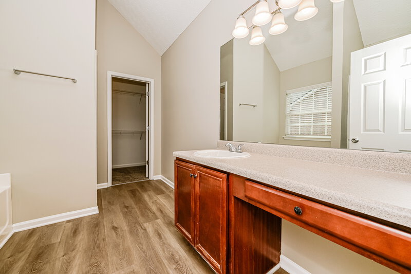 1,965/Mo, 209 Addy Ln Stockbridge, GA 30281 Main Bathroom View