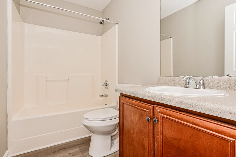 1,965/Mo, 209 Addy Ln Stockbridge, GA 30281 Bathroom View