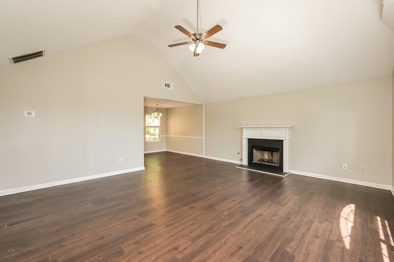 1,935/Mo, 4100 Clarks Trl Douglasville, GA 30135 Living Room View