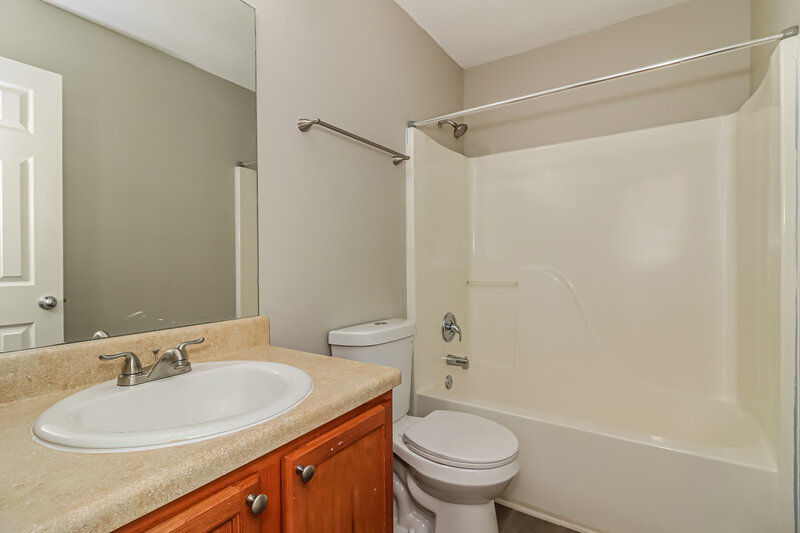 2,225/Mo, 6860 John Clark Dr Douglasville, GA 30134 Main Bathroom View