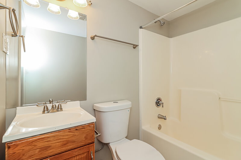 2,225/Mo, 6860 John Clark Dr Douglasville, GA 30134 Bathroom View