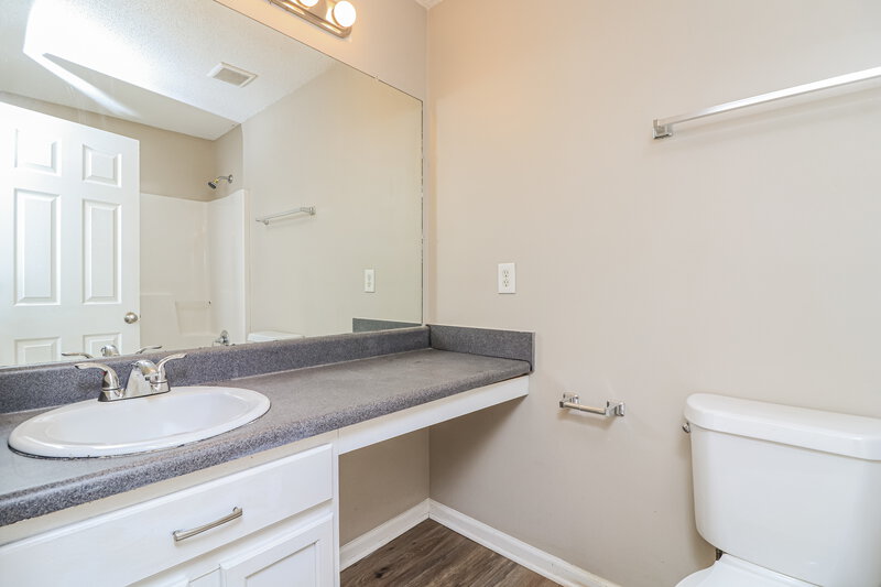 1,980/Mo, 111 Hunter Pl Dallas, GA 30132 Bathroom View