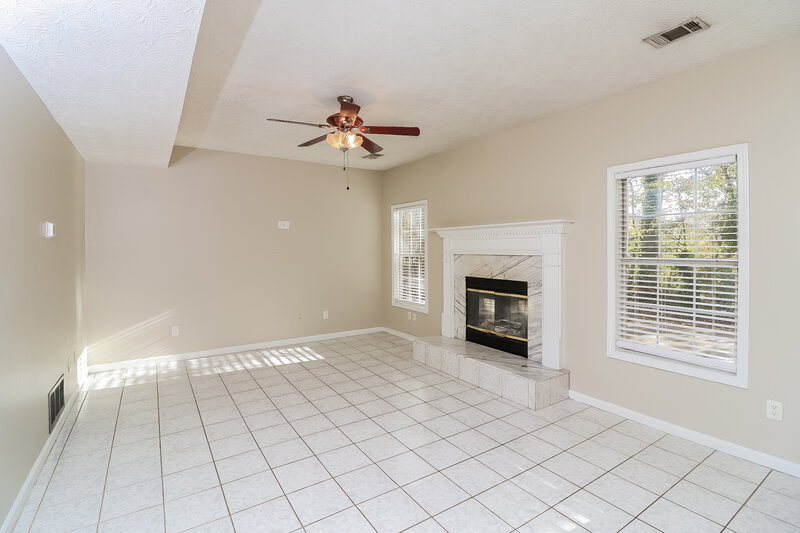 2,625/Mo, 1347 Windage Ct SW Marietta, GA 30008 Living Room View 2