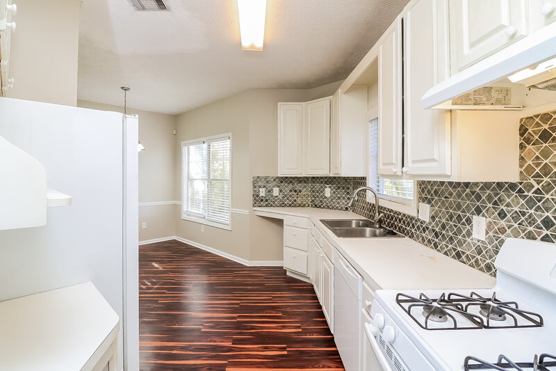 2,625/Mo, 1347 Windage Ct SW Marietta, GA 30008 Kitchen View