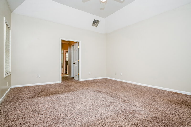 2,480/Mo, 905 Buckhorn Bnd Locust Grove, GA 30248 Main Bedroom View