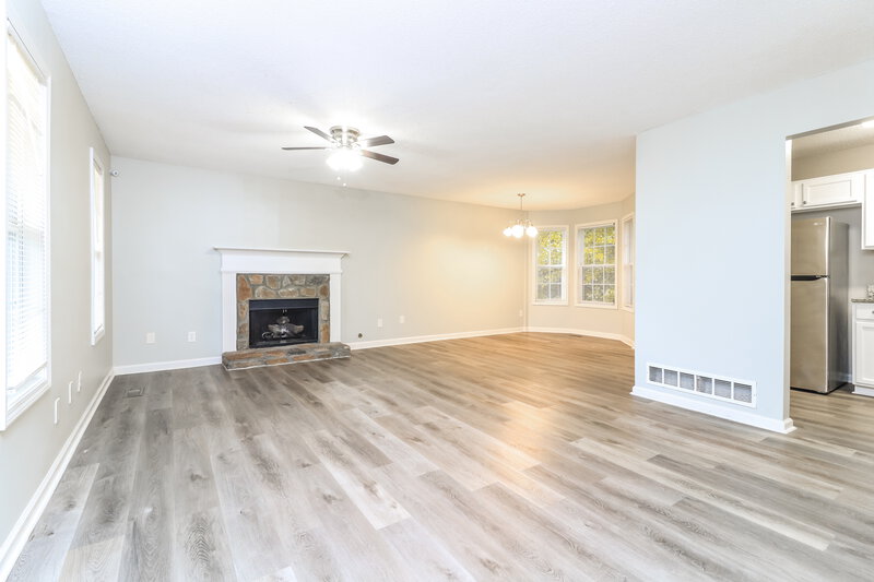 1,695/Mo, 732 Newport Dr Villa Rica, GA 30180 Living Room View 2
