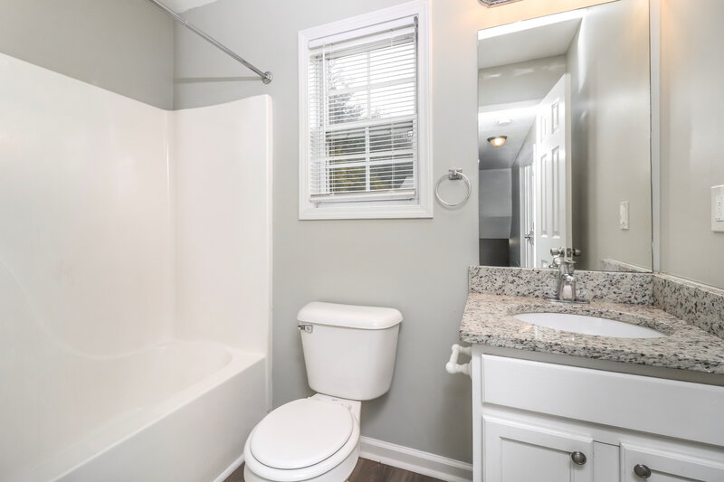 1,695/Mo, 732 Newport Dr Villa Rica, GA 30180 Bathroom View