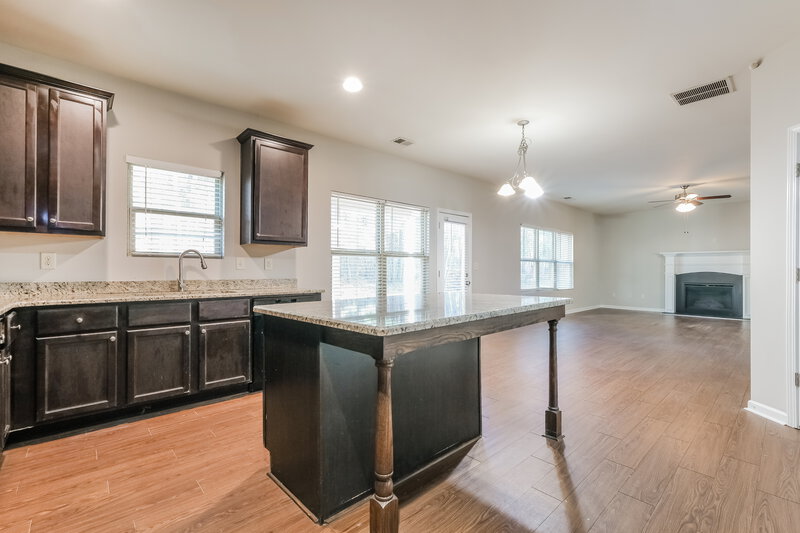 2,020/Mo, 261 Chandler Bluff Ct Grayson, GA 30017 Breakfast Nook View