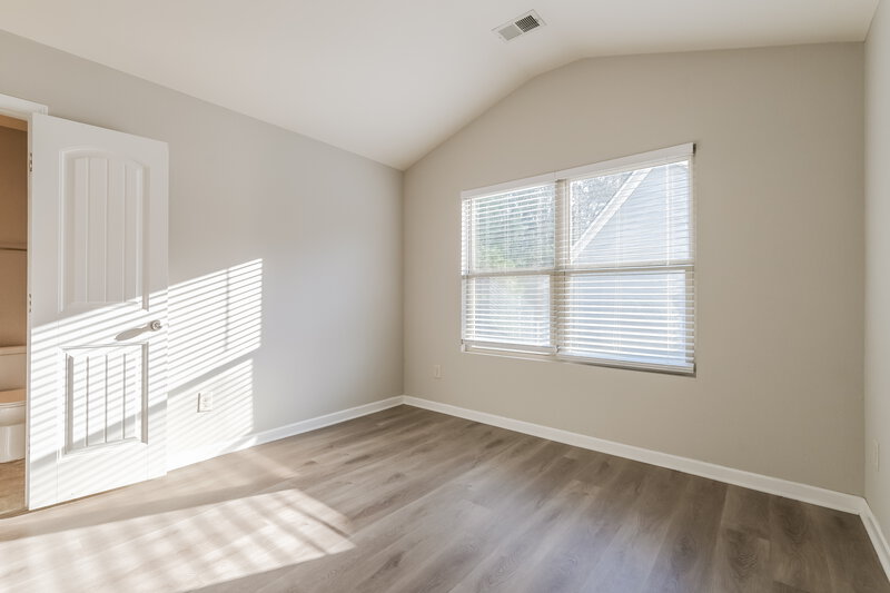 2,020/Mo, 261 Chandler Bluff Ct Grayson, GA 30017 Bedroom View