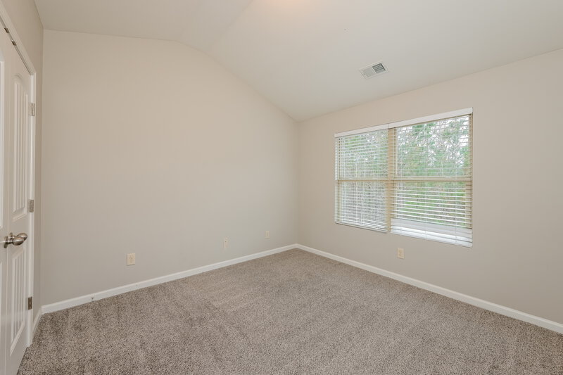 2,090/Mo, 930 Walking Stick Trl Auburn, GA 30011 Bedroom View 2