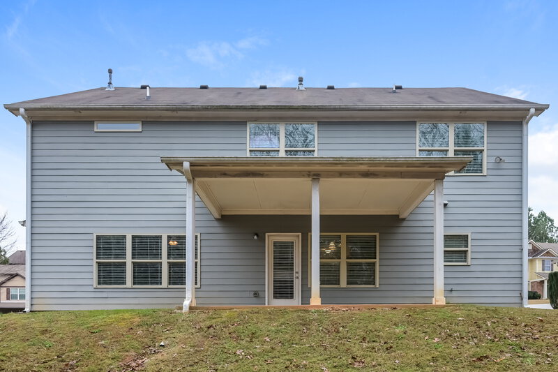 2,090/Mo, 930 Walking Stick Trl Auburn, GA 30011 Rear View