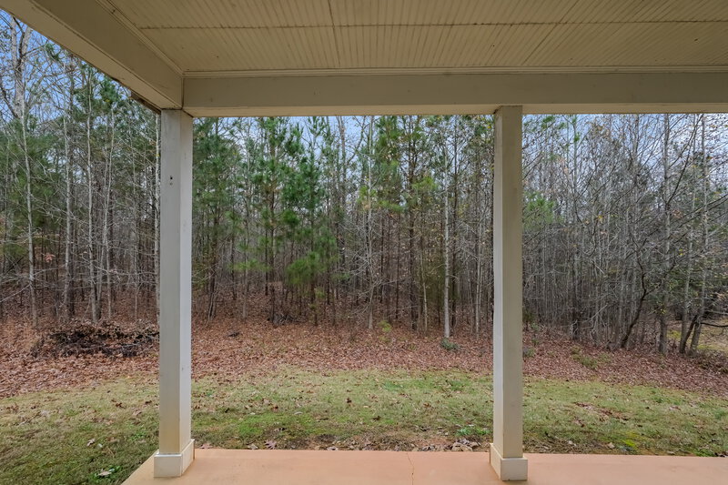 2,090/Mo, 930 Walking Stick Trl Auburn, GA 30011 Backyard View