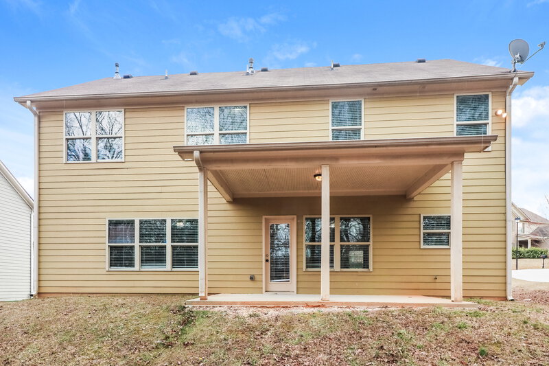 2,370/Mo, 920 Walking Stick Trl Auburn, GA 30011 Rear View