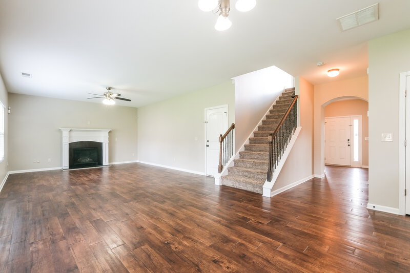 2,410/Mo, 2127 Juniper Ives Ct Grayson, GA 30017 Living Room View