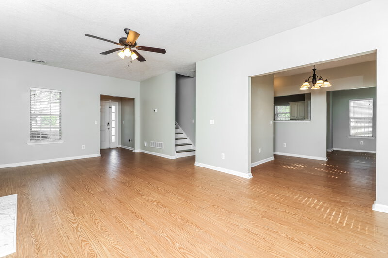 2,560/Mo, 3516 Daventry Ln NW Kennesaw, GA 30144 Living Room View 3