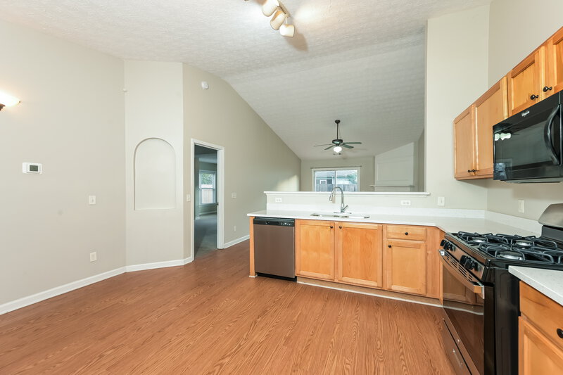 2,025/Mo, 3110 Cooper Woods Dr Loganville, GA 30052 Kitchen View 2