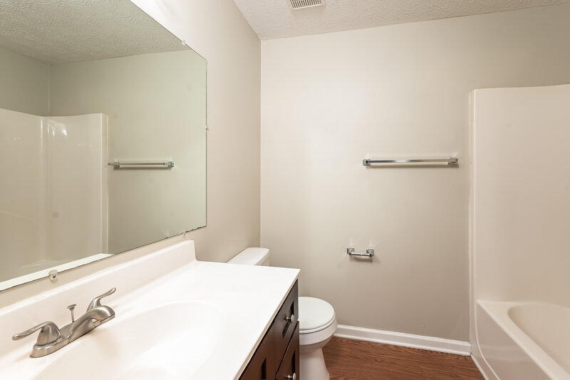 2,025/Mo, 3110 Cooper Woods Dr Loganville, GA 30052 Bathroom View 2
