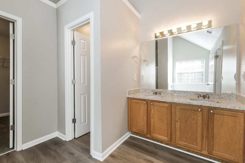 2,530/Mo, 3599 Craggy Perch Douglasville, GA 30135 Main Bathroom View