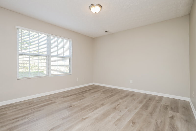 1,890/Mo, 6050 Flagstaf Walk McDonough, GA 30252 Living Room View