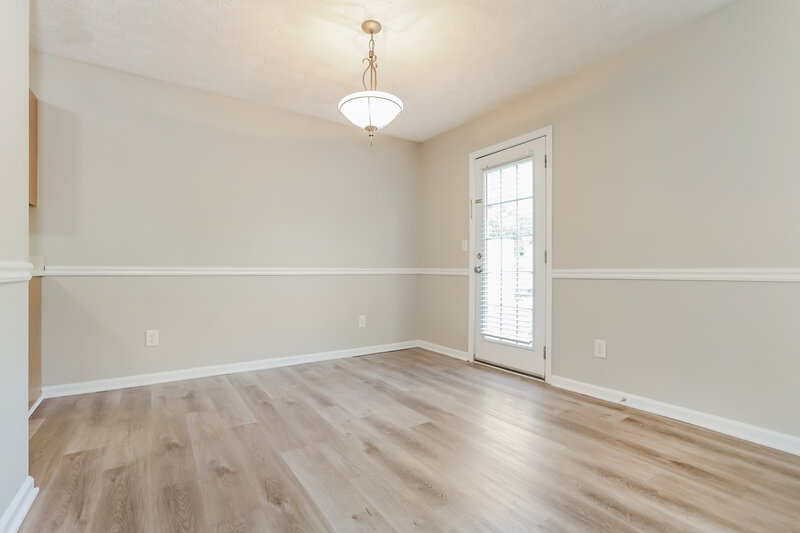1,825/Mo, 6050 Flagstaf Walk McDonough, GA 30252 Dining Room View