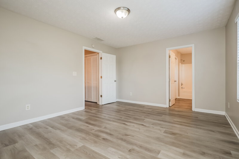 1,890/Mo, 6050 Flagstaf Walk McDonough, GA 30252 Main Bedroom View 2