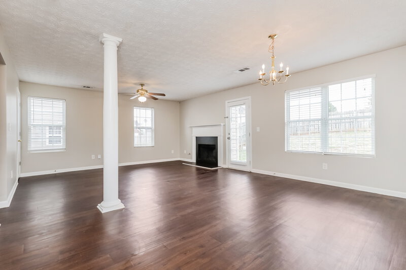1,765/Mo, 5055 Tussahaw Crossing McDonough, GA 30252 Living Room View