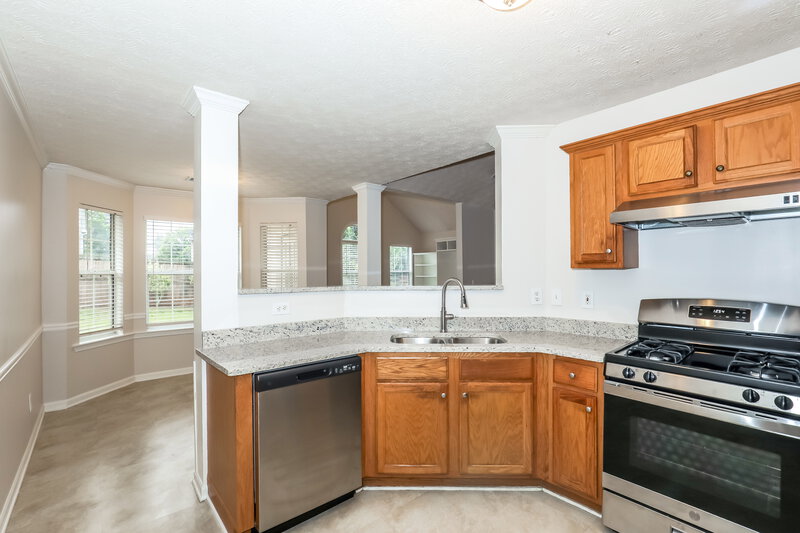 1,945/Mo, 5250 Yellow Pine Dr McDonough, GA 30252 Kitchen View