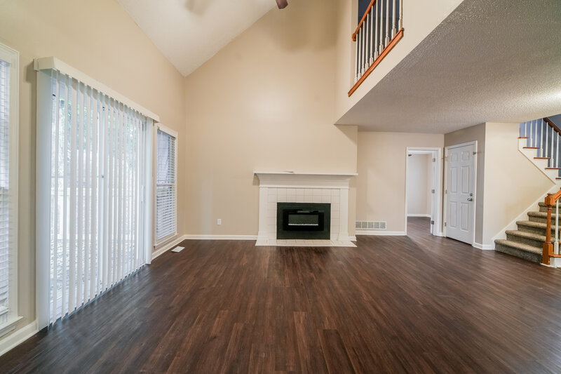 1,865/Mo, 3539 Pine Grove Dr Douglasville, GA 30135 Living Room View 2