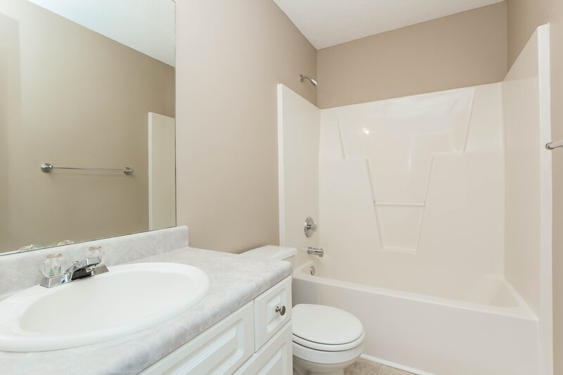 1,975/Mo, 7509 Stonehenge Way Douglasville, GA 30134 Bathroom View