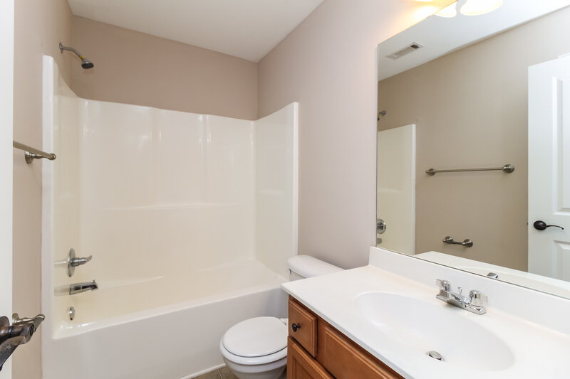 1,985/Mo, 140 Overlook Cir Canton, GA 30115 Bathroom View