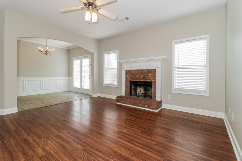 2,295/Mo, 1741 Lily Valley Dr Lawrenceville, GA 30045 Living Room View