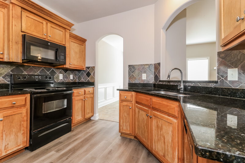 2,295/Mo, 1741 Lily Valley Dr Lawrenceville, GA 30045 Kitchen View