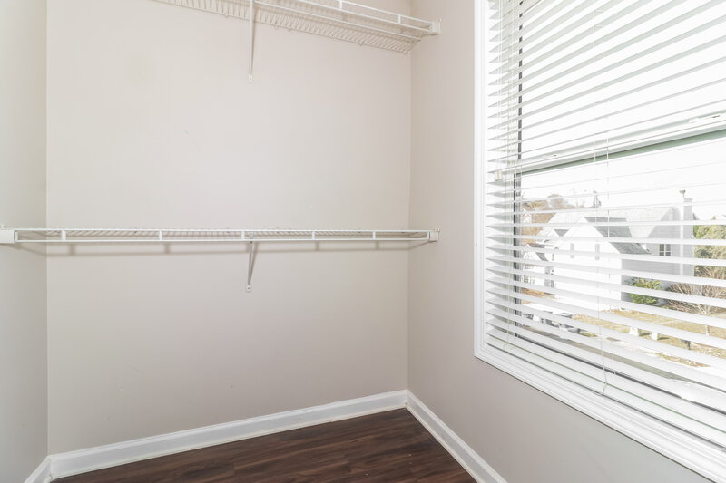2,295/Mo, 1741 Lily Valley Dr Lawrenceville, GA 30045 Walk In Closet View