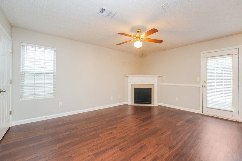 1,715/Mo, 4085 Mission Way McDonough, GA 30252 Living Room View
