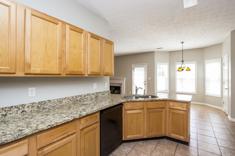 2,640/Mo, 3511 Cast Bend Way Buford, GA 30519 Kitchen View 2