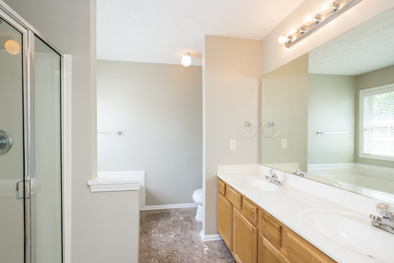 2,640/Mo, 3511 Cast Bend Way Buford, GA 30519 Master Bathroom View