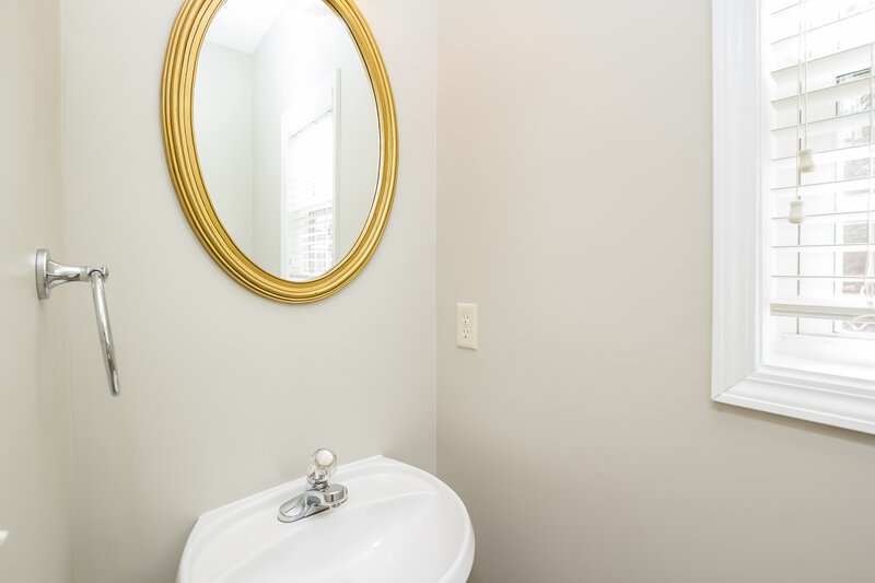 2,640/Mo, 3511 Cast Bend Way Buford, GA 30519 Powder Room View