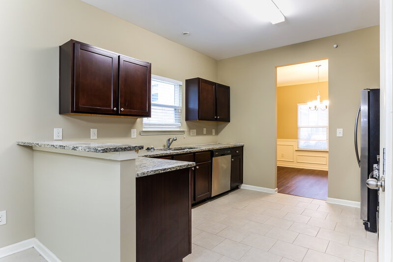 3,020/Mo, 118 Crescent Woode Way Dallas, GA 30157 Kitchen View 2