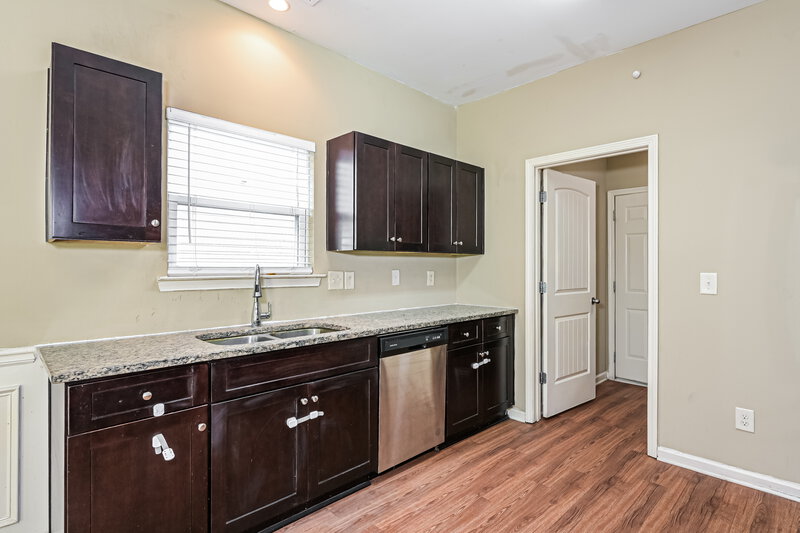 2,075/Mo, 124 Hillcrest Cir Hiram, GA 30141 Kitchen View