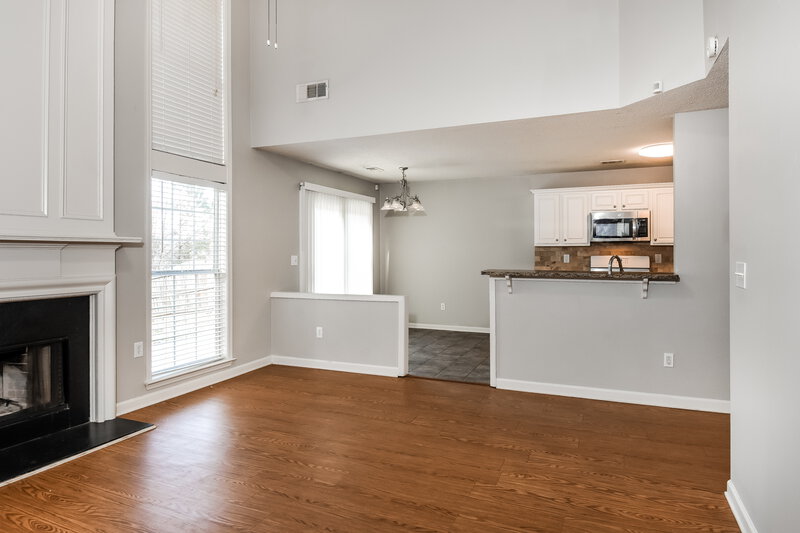 3,220/Mo, 135 Wallnut Hall Cir Woodstock, GA 30189 Living Room View 2